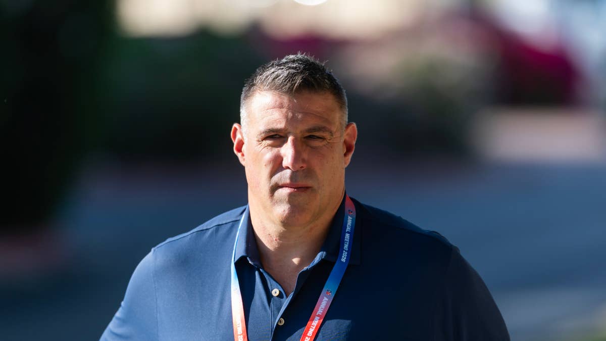 Mike Vrabel, Wife Jen Spotted In First Photo Since Scandal