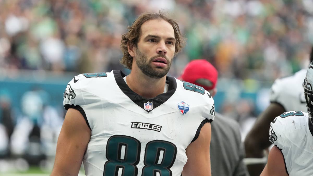 Eagles TE Dallas Goedert Shares Final Status Update Before 'Monday Night Football'