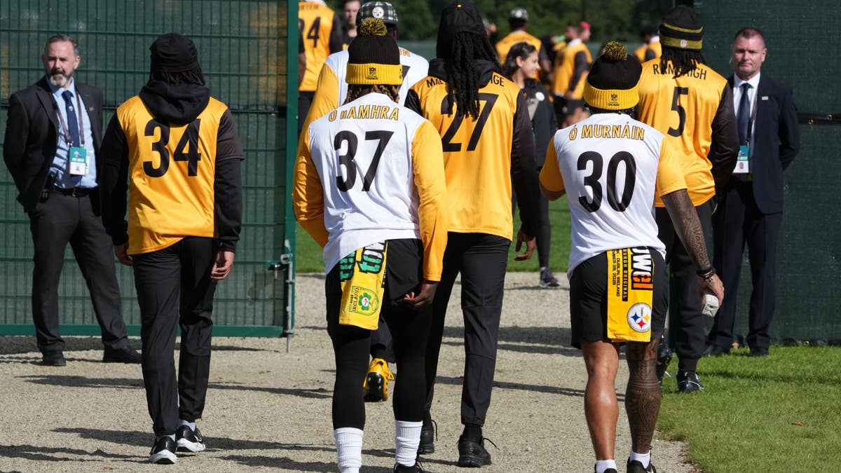 Pittsburgh Steelers Unexpectedly Fire Assistant Coach Derius Swinton II