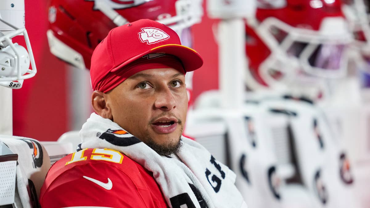 Chiefs Announce Final Decision on Quarterback After Patrick Mahomes Move