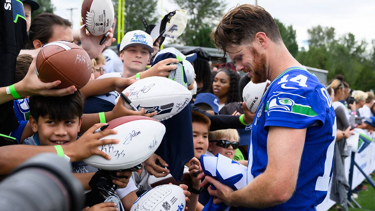 Seahawks: 3 Takeaways From Episode 1 of ‘Hard Knocks’