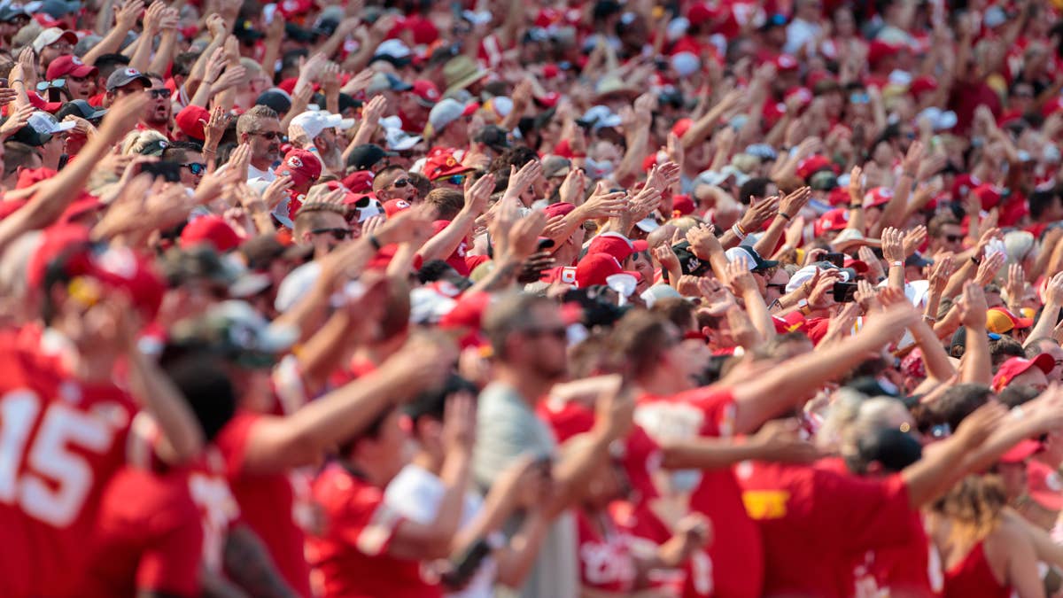 Chiefs Fans Embarrassed Themselves With Their Booing Sunday Night
