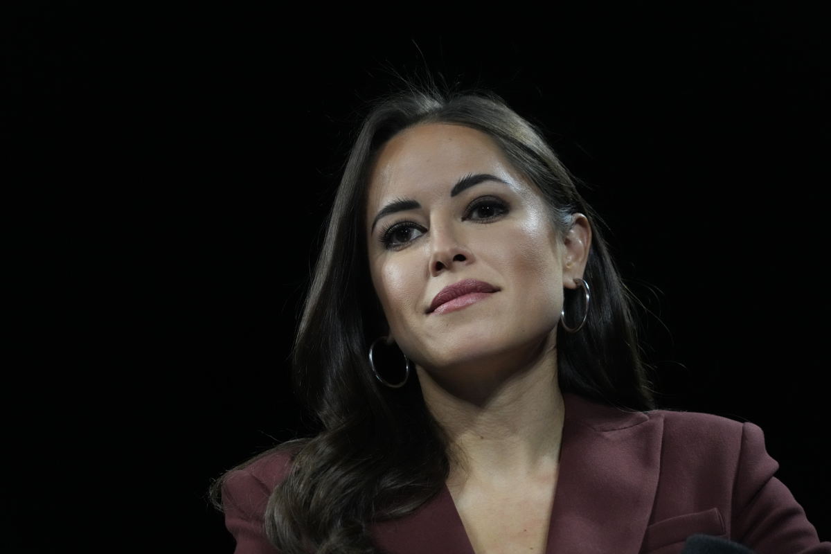 NBC Sideline Reporters Reveal Their Super Bowl 60 Outfits