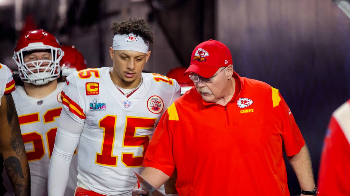 Chiefs’ Andy Reid Announces Unexpected Quarterback News Before Seahawks Game