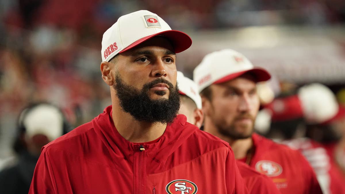 49ers Star Mike Evans Makes Strong Statement on Injury Status