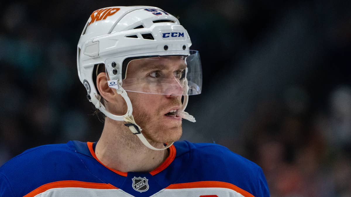 Oilers GM Speaks On Connor McDavid's Future After Oilers' Playoff Exit