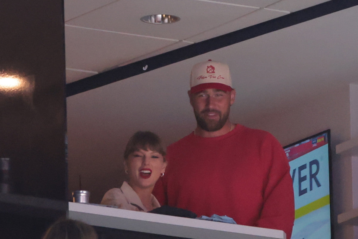 Travis Kelce's Instagram Comments Flooded With Taylor Swift, Blake Lively Drama
