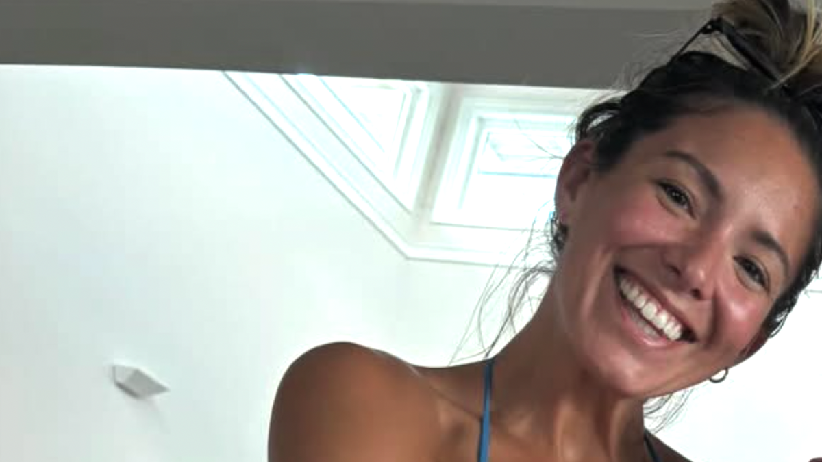 Urban Meyer's Daughter Causes Major Stir With Swimsuit Photo