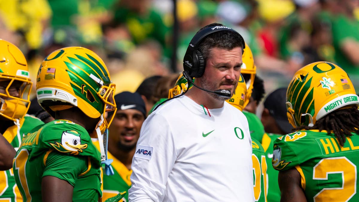 Oregon's Dan Lanning Announces Unfortunate Injury News Before USC Game