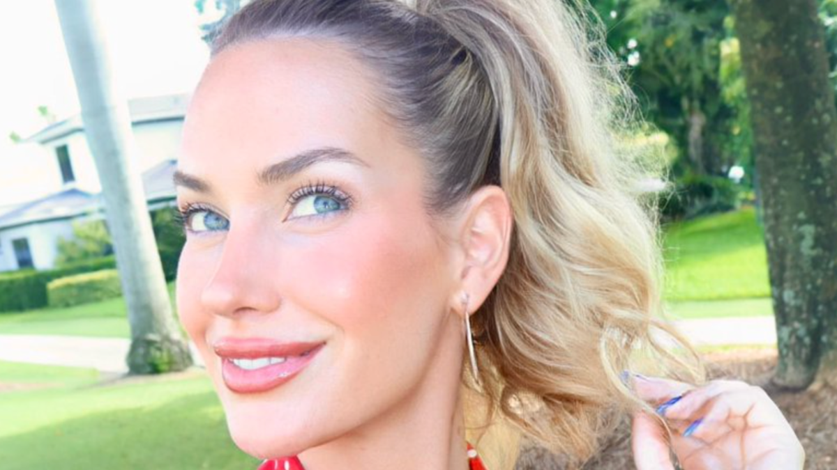 Paige Spiranac Is Absolutely Glowing In New Golf Course Outfit Photo