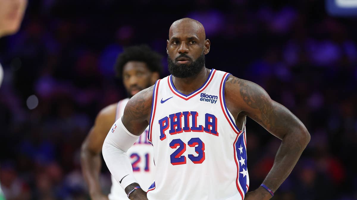 Slo-Mo Video of Jaylen Brown's Pass, LeBron James' Dunk at 41 Is a Must-See