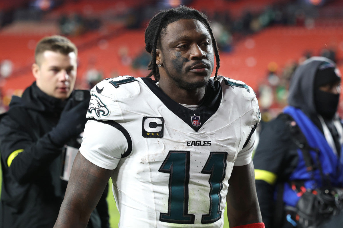 Possible A.J. Brown Trade Timeline Emerges Amid Patriots Links