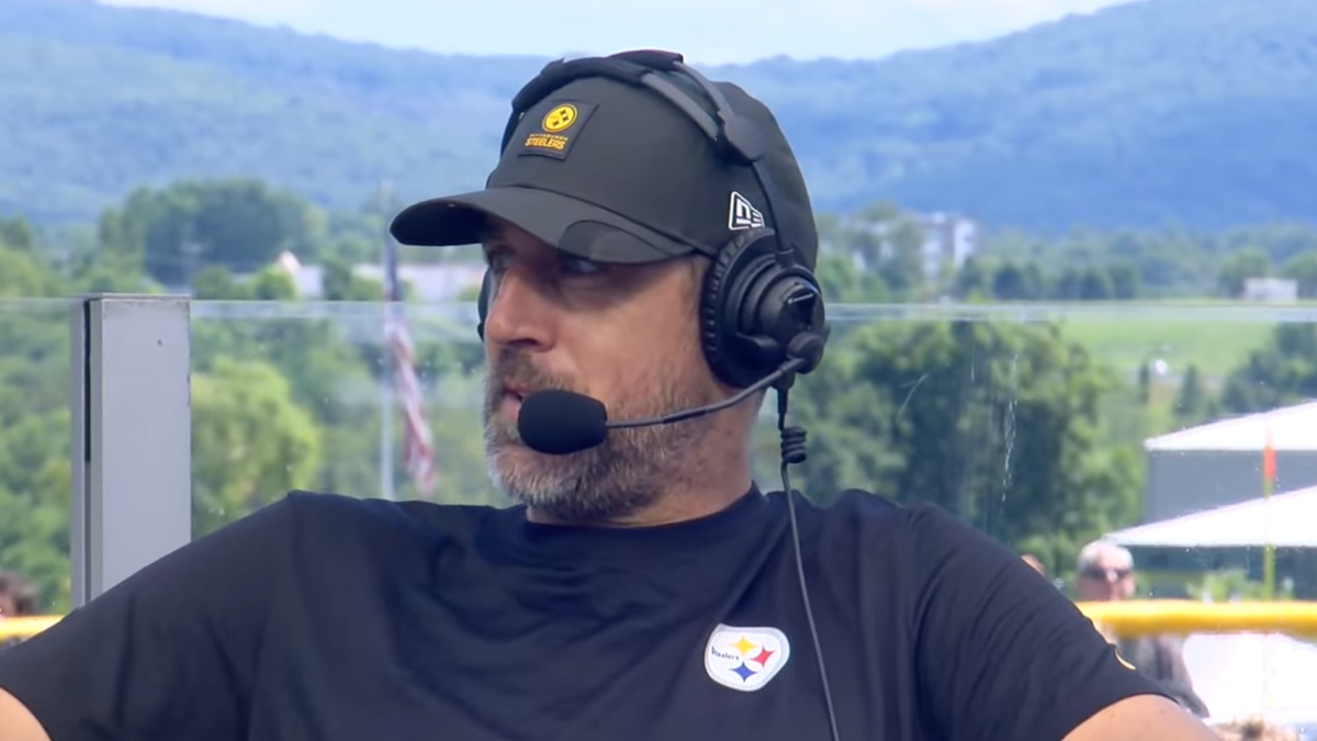 Aaron Rodgers Calls Dr. Fauci 'Coward' During ESPN Appearance Monday