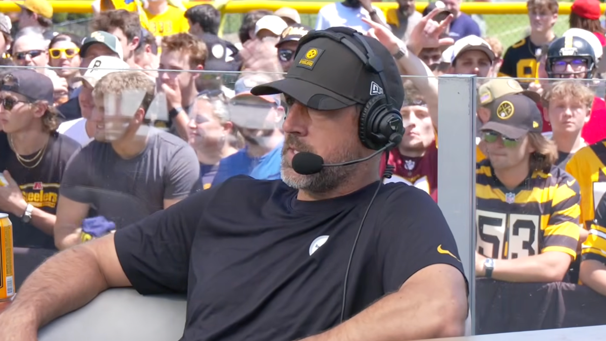 Aaron Rodgers Publicly Calls Out ESPN For Coverage Of Dianna Russini Scandal