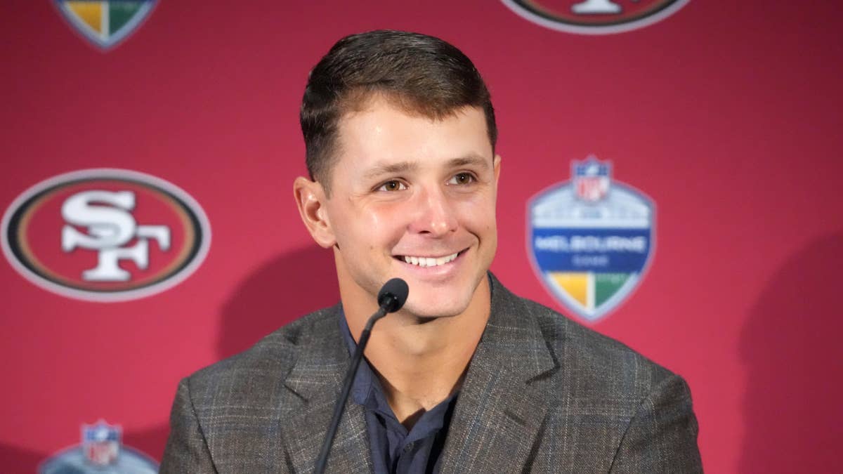 NFL Announces National Anthem Singers for Vikings-49ers Game in Mexico
