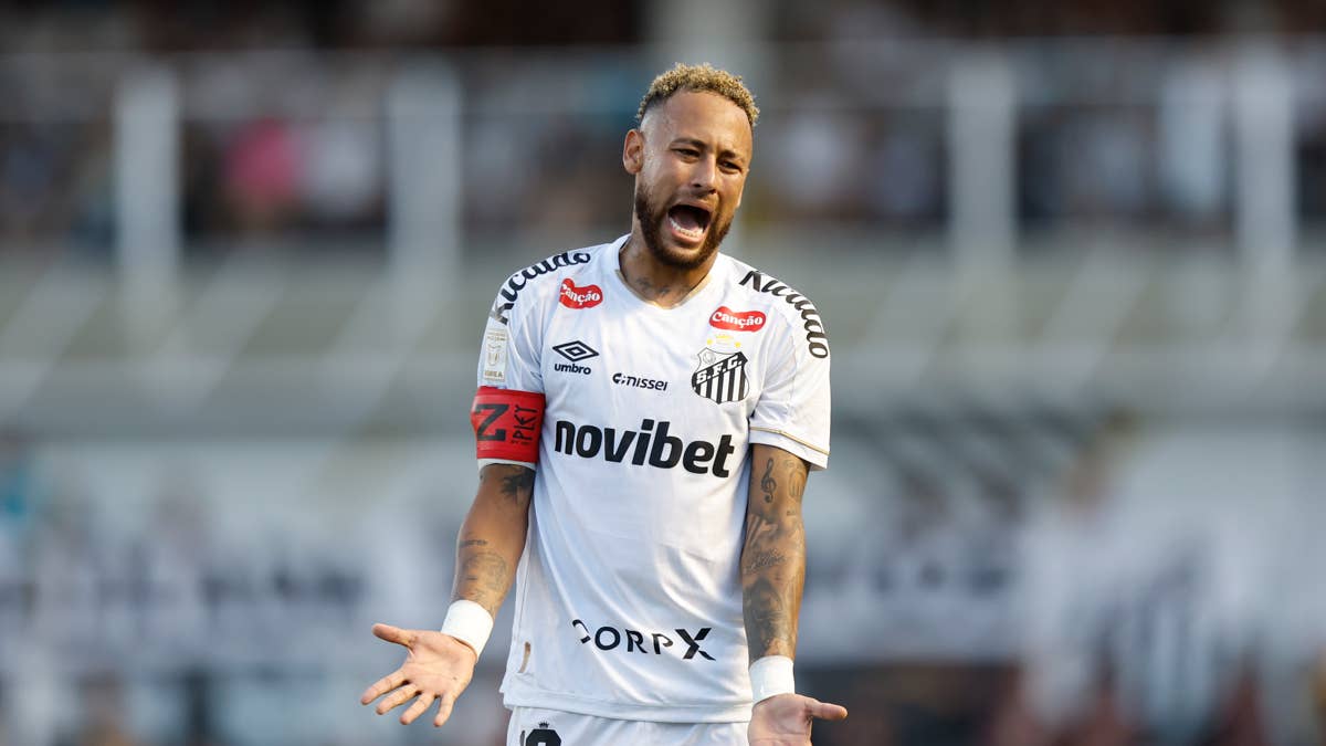Santos Coach Responds To Neymar Booing Incident- 'They Have Every Right'
