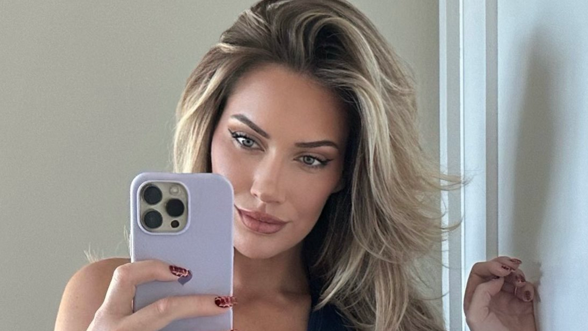 Paige Spiranac Wows Golf Fans With Early Halloween Costume