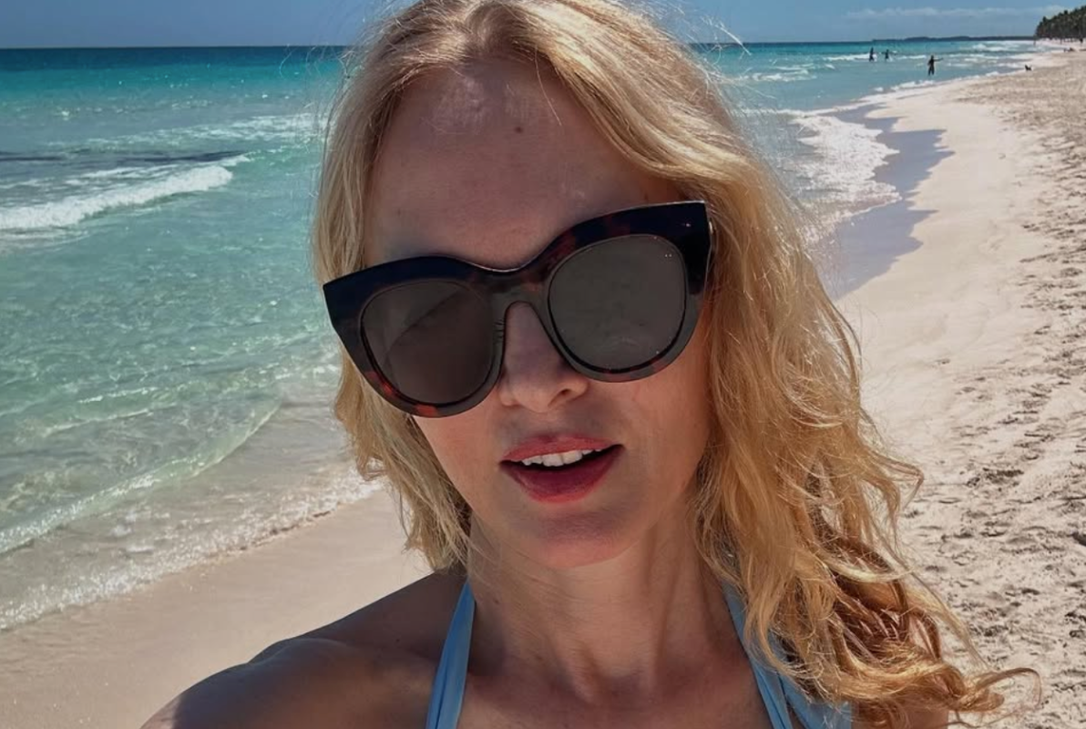 Heather Graham Shares New Swimsuit Photo At 56