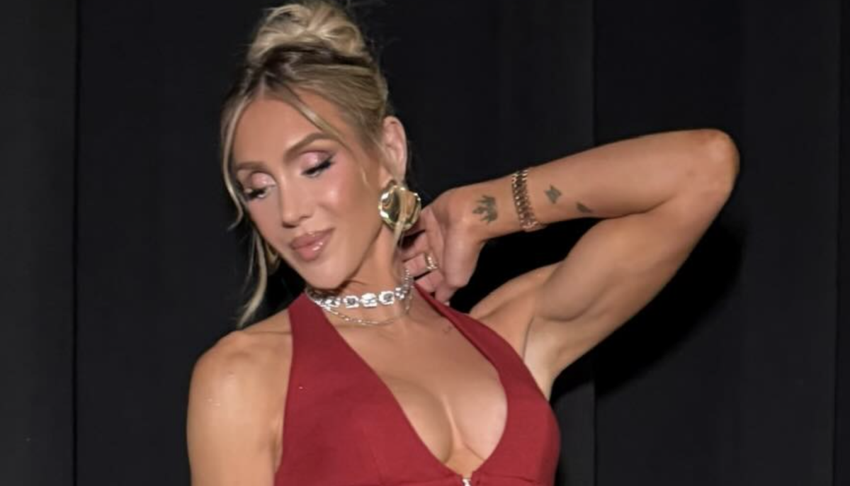 Charlotte Flair Sends WWE Fans Into Frenzy With Swimsuit Selfie