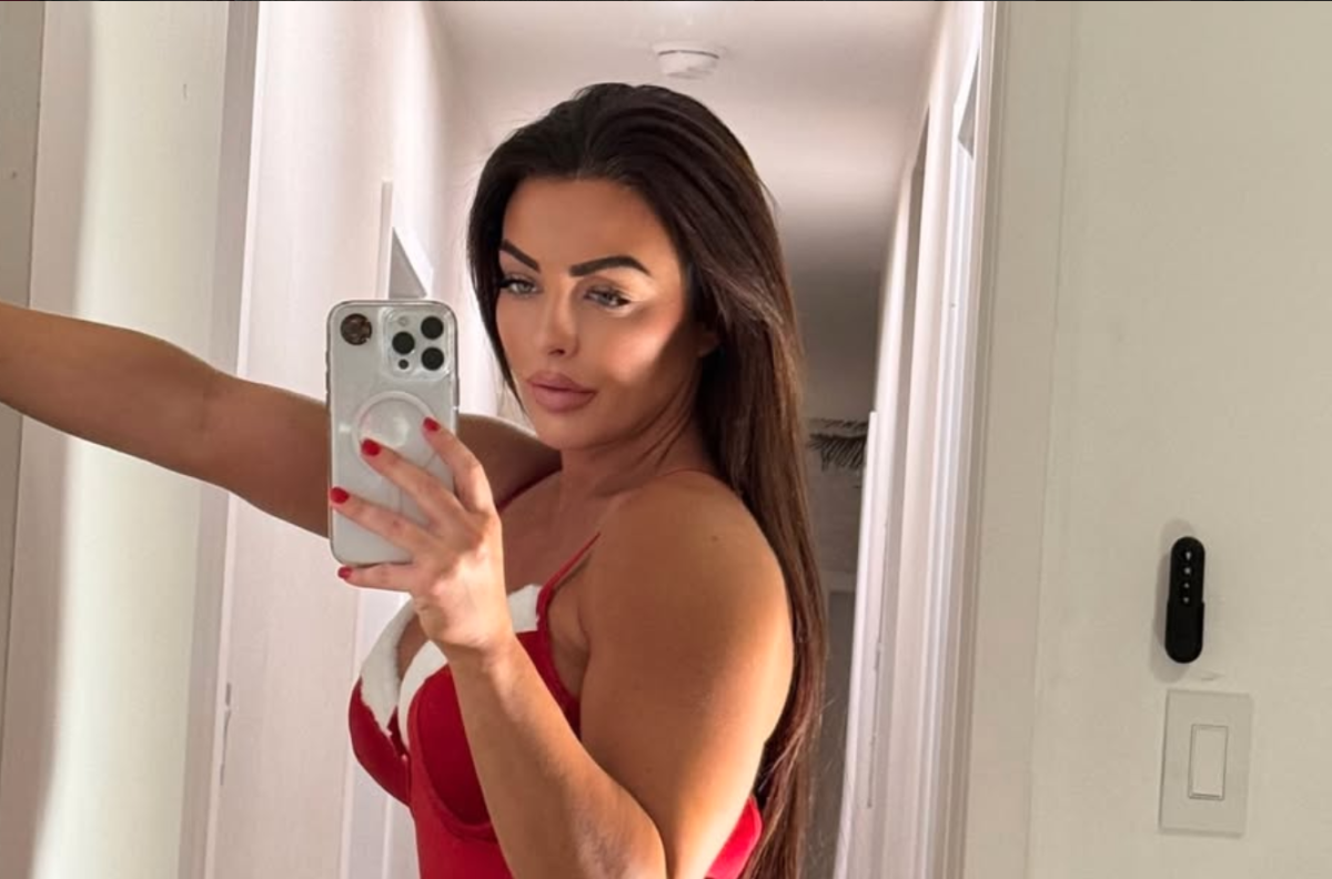 Former WWE Star Mandy Rose Causes Stir With Swimsuit Photo