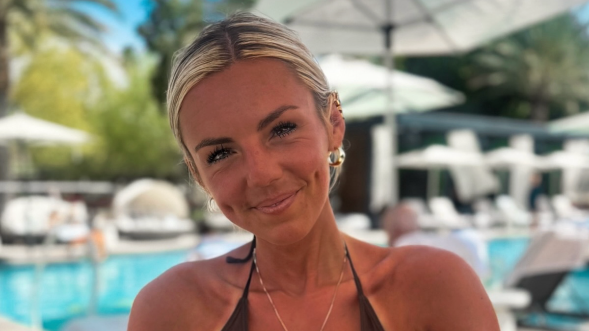 NFL Influencer Annie Agar Grabs Attention With Swimsuit Photo