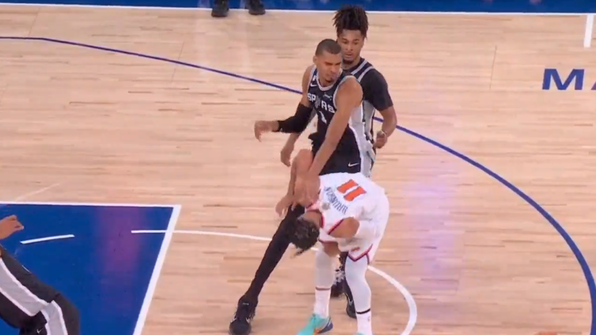 NBA Ripped For Failing To Discipline Victor Wembanyama For Shoving Jalen Brunson