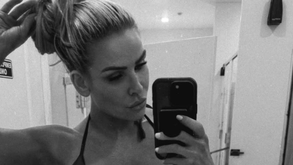 WWE Star Natalya Neidhart Has Pulses Racing With Swimsuit Photo