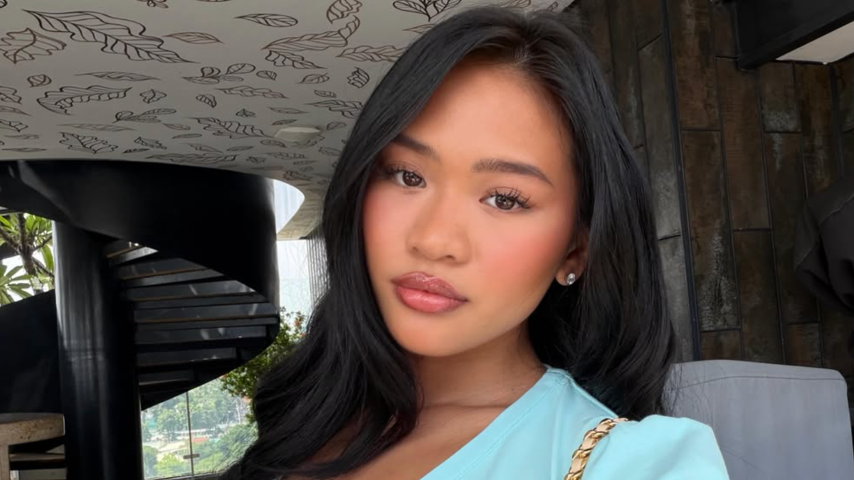 U.S. Olympian Suni Lee Has Pulses Racing Over Vacation Outfit