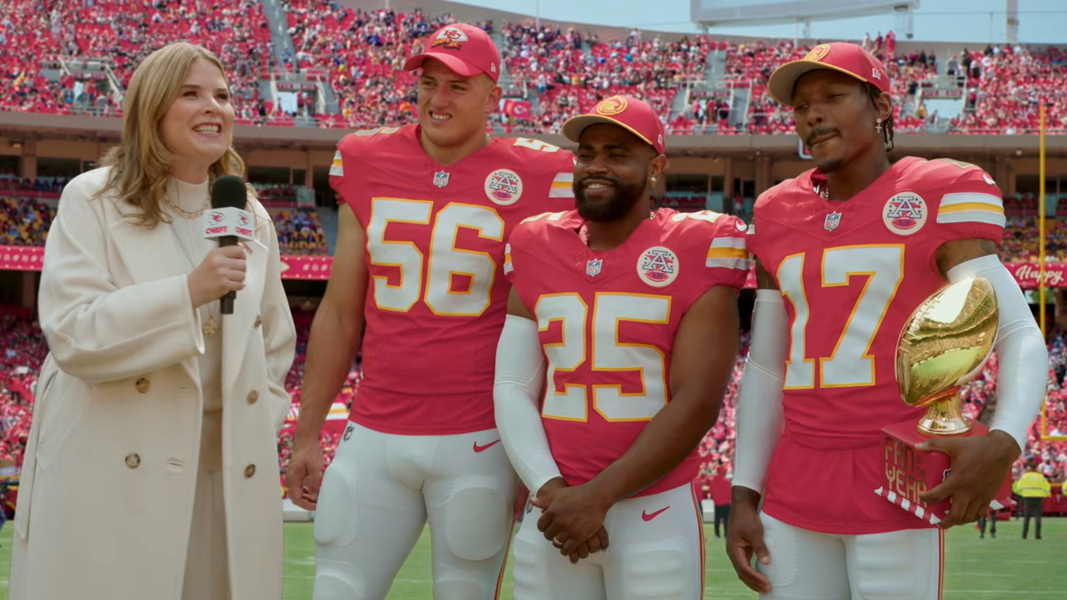 Hallmark Channel Is Releasing Another NFL-Themed Christmas Movie