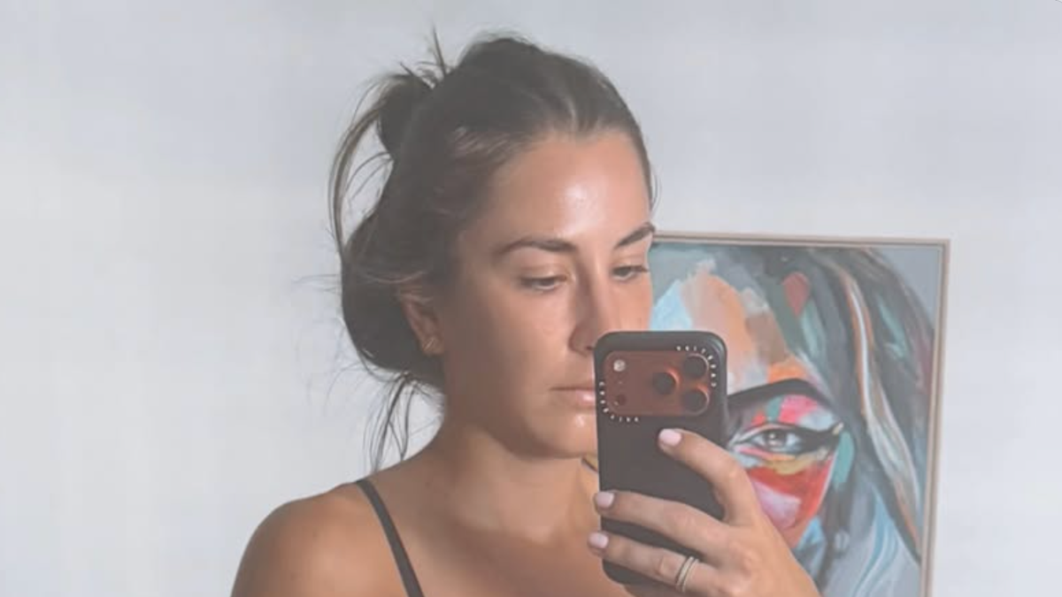 Tennis Star Belinda Bencic Sends Fans Into Frenzy With Rare Swimsuit Photo