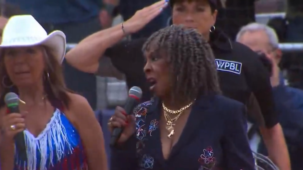 Martha Reeves Performs 'Worst National Anthem Ever' At Women’s Pro Baseball Game