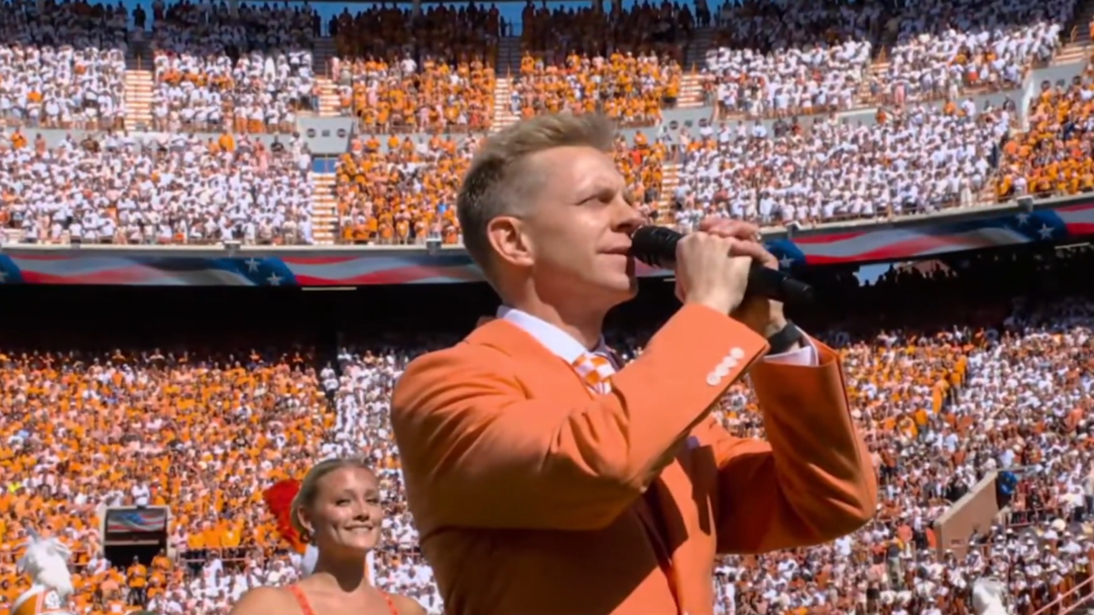 Football Fans Rip 'Unserious' National Anthem For Texas vs. Tennessee