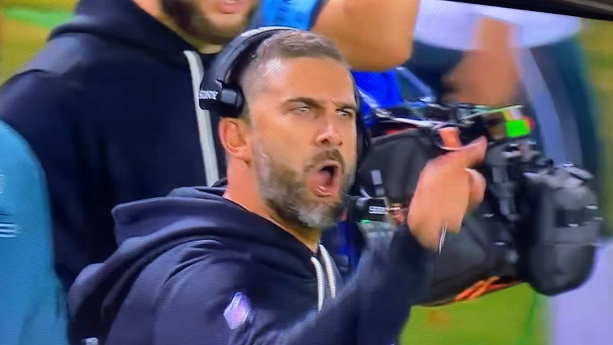 Nick Sirianni Caught Yelling 'Wild' Insult At Chicago Bears Player D’Marco Jackson