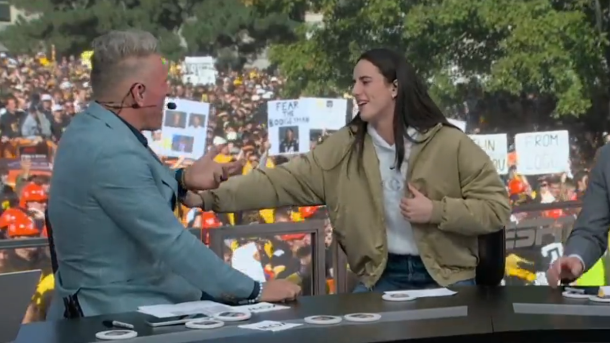 Caitlin Clark Was Booed At Iowa For 'College Gameday' Prediction