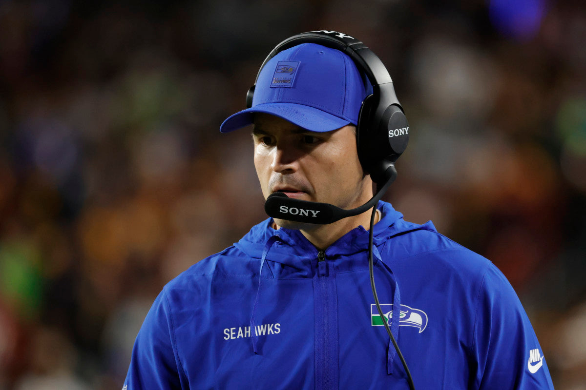 Seahawks Projected to Replace Kenneth Walker III with 1,000-Yard RB