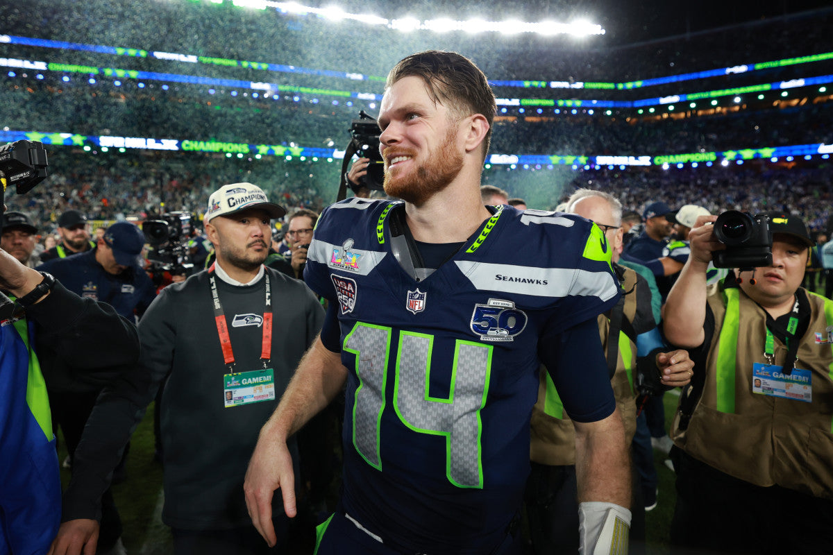 NFL Reacts to Seahawks' Disneyland Celebration After Super Bowl Win