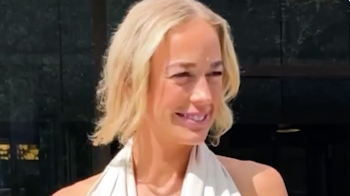 Sophie Cunningham Drives Fans Crazy With Pregame Outfit Sunday Night