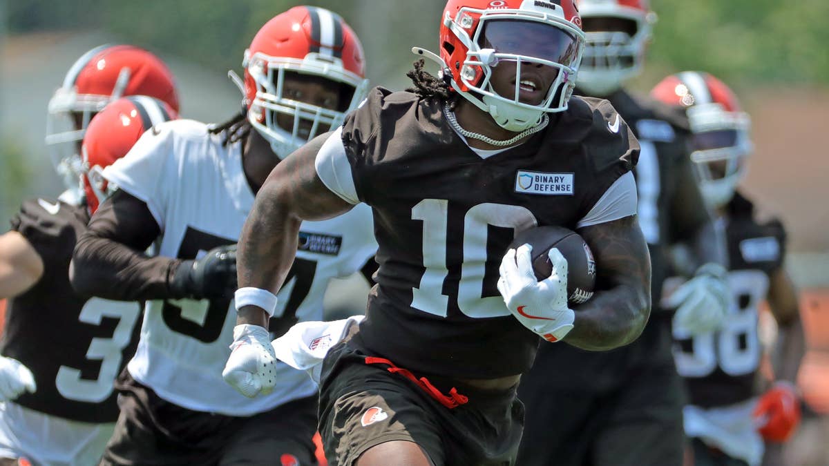 Quinshon Judkins, Carson Schwesinger Return to Practice