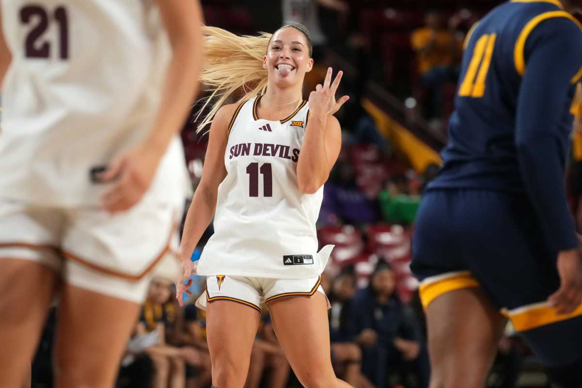 Women's College Basketball Star Marley Washenitz Stuns In Swimsuit Photo