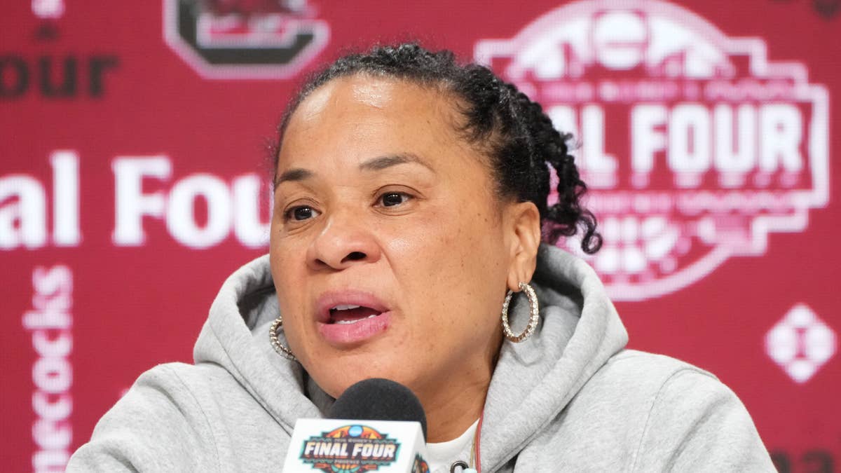 Dawn Staley Calls Out Former ESPN Anchor Linda Cohn, 'Please!'