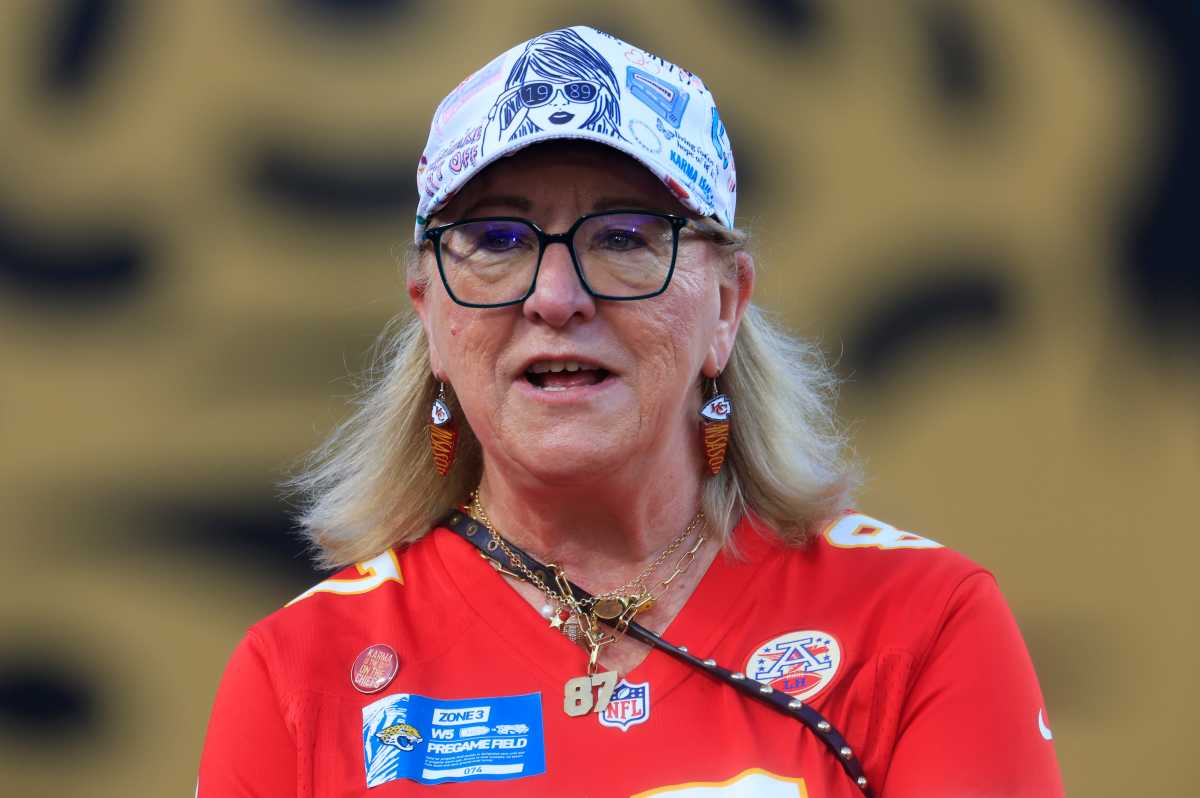 Donna Kelce Was Asked If She Wants Travis To Retire From NFL