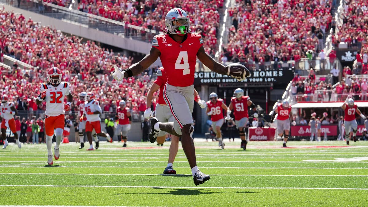 Vote for Athlon’s College Football Awards: Standouts and Upsets Galore