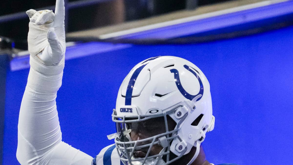 DeForest Buckner's 14 Pressures Can Push Cam Ward and the Titans to 0-6 in Indianapolis