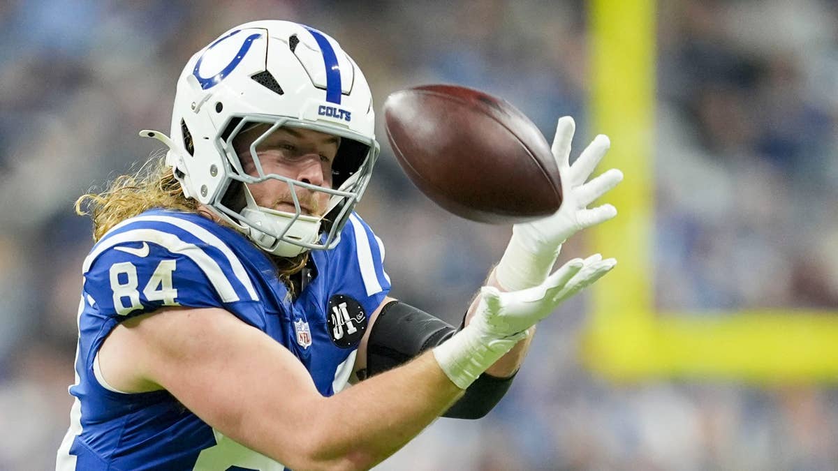 Fantasy Football's 5 Best Rookie Tight End Performances in NFL History