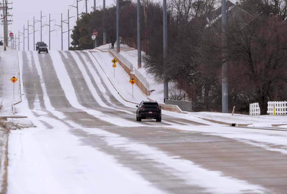 U.S. Issues 'Warning' To All Drivers Ahead Of Incoming Blizzard