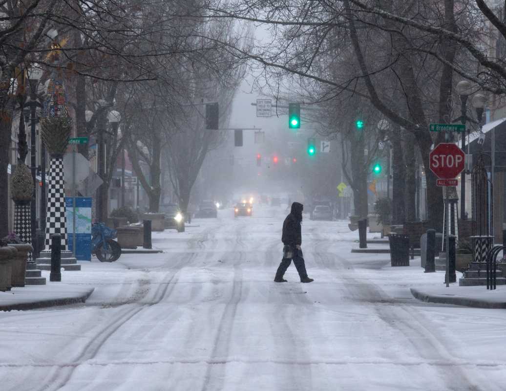 4 Major U.S. States Bracing For 'Extreme' Weather Monday