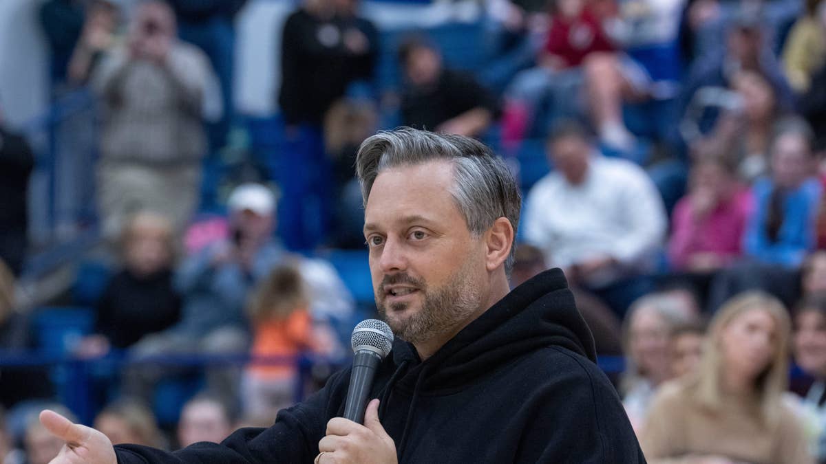 Comedian Nate Bargatze Criticized For Attending UFC Freedom 250
