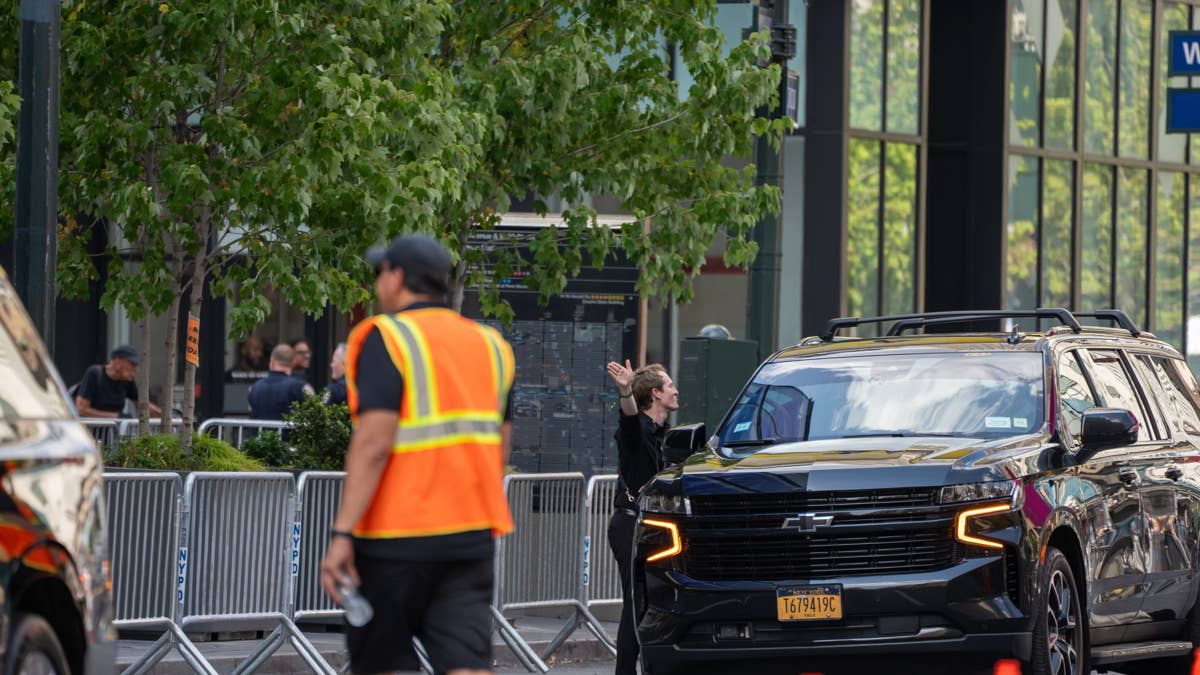 Tom Brady Spotted Leaving Travis Kelce, Taylor Swift Wedding 'Hours' Early