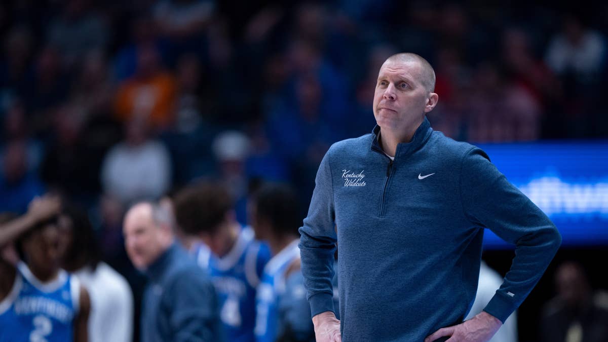 Kentucky Fans Appear To Be Done With Head Coach Mark Pope