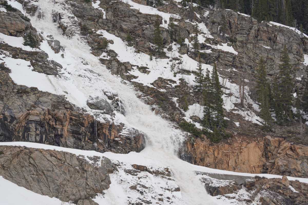 Prayers Pouring In After 8 Are Killed In 'Horrific' U.S. Avalanche